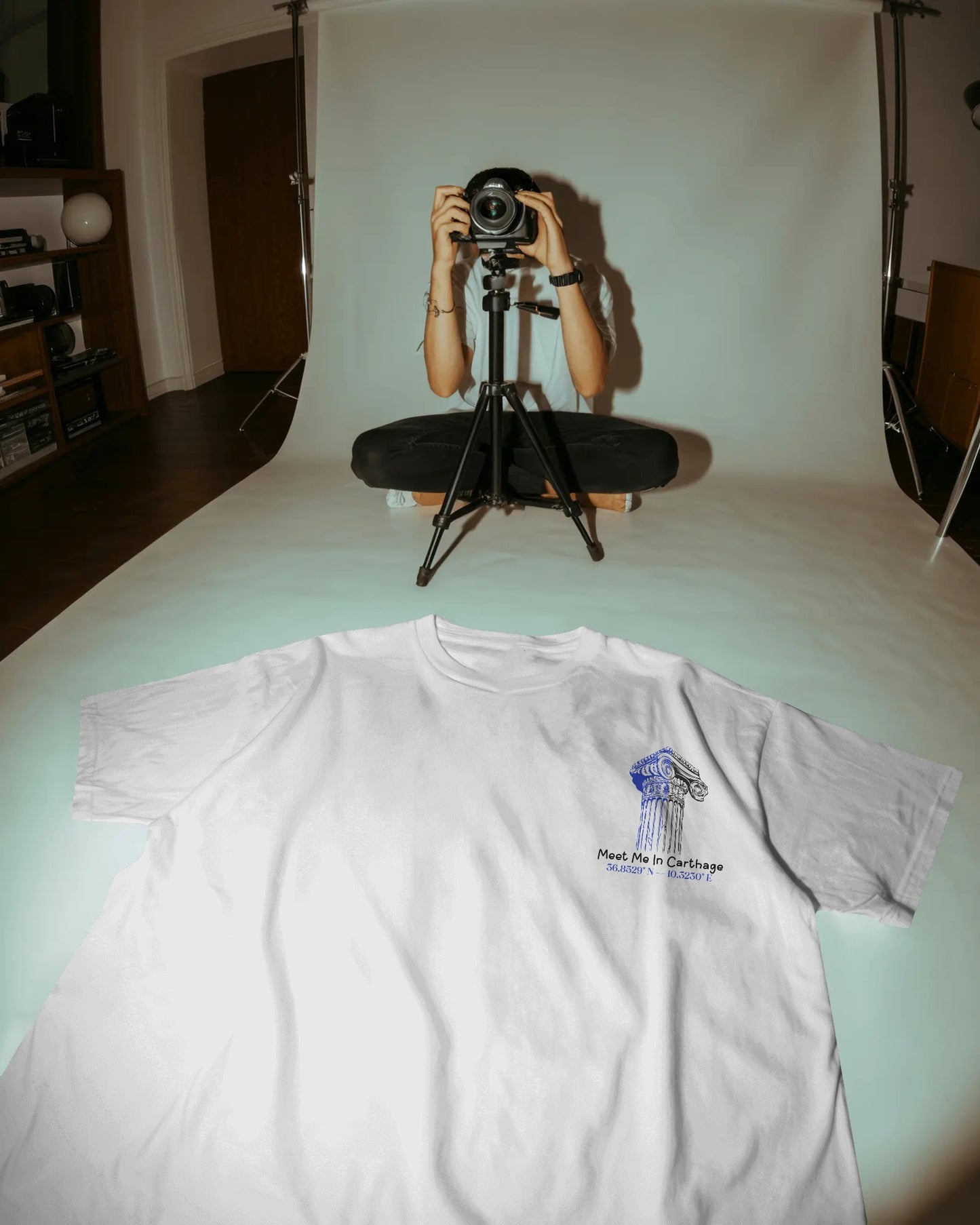 Aesthetic Tanit - Cropped Oversized Tee